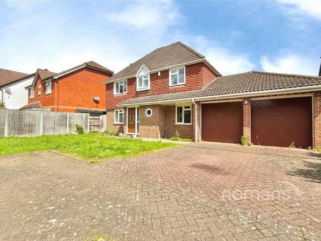 House for sale in Little Sandhurst