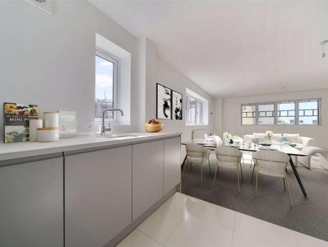 House for sale in Folkestone, Kent