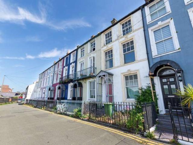 House for sale in Caernarfon
