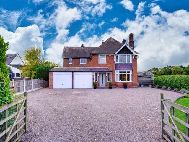 House for sale in Crookhill, Worcestershire