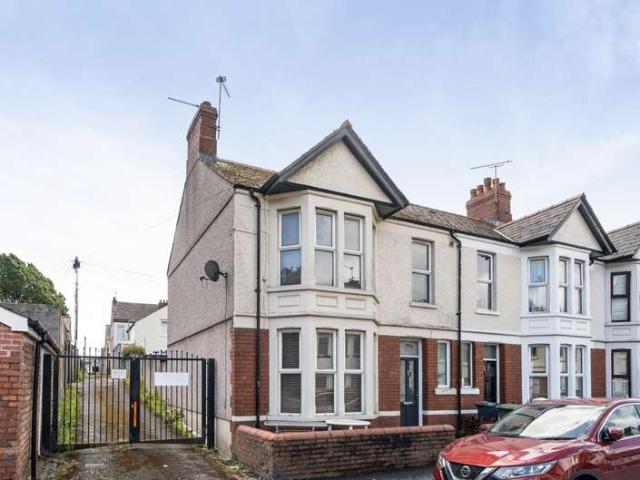House for sale in Falcon Lodge, Wales