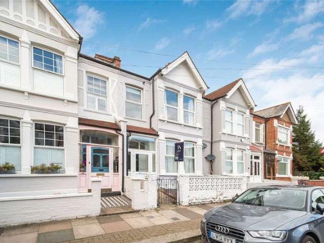 House for sale in Furzedown, Greater London