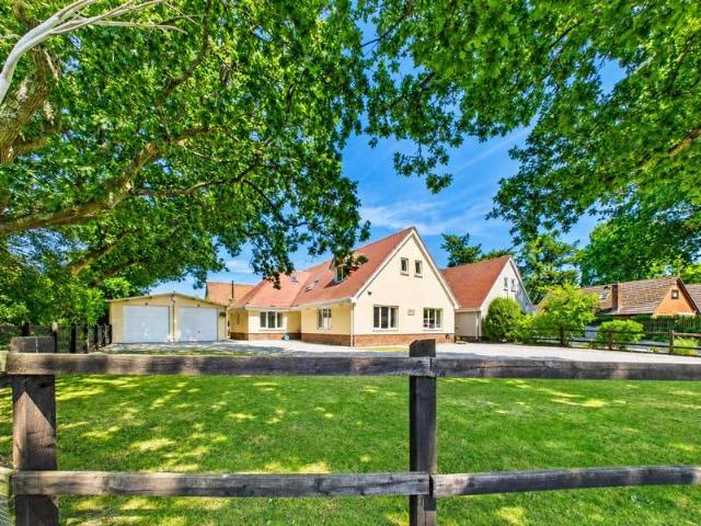 House for sale in Ashurst Bridge, Hampshire