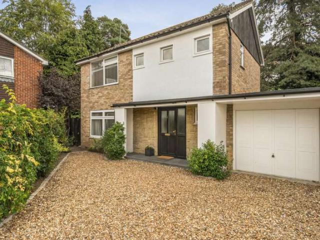 House for sale in Little Sandhurst