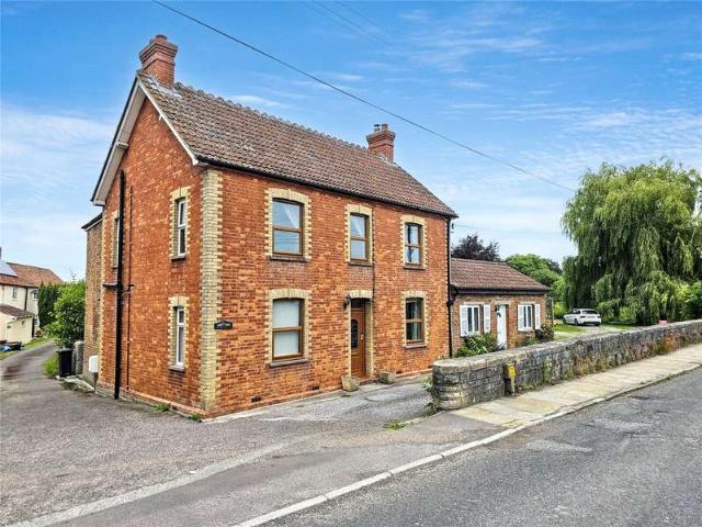 House for sale in Curry Rivel, Somerset