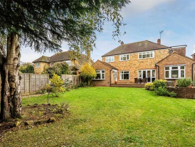 House for sale in Pachesham Park, Surrey