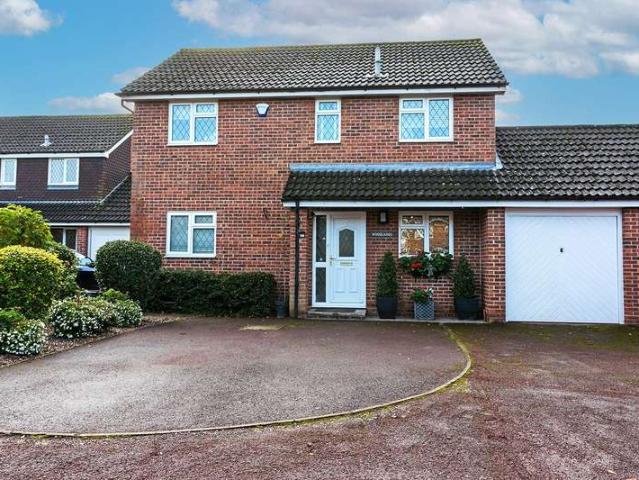 House for sale in Holyport, Bray