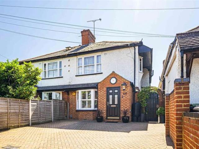 House for sale in Bovingdon Green, Dacorum