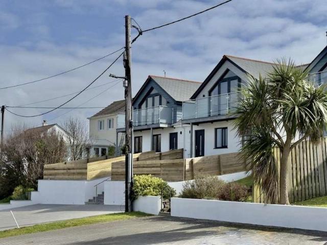 House for sale in Penwartha Coombe, Cornwall
