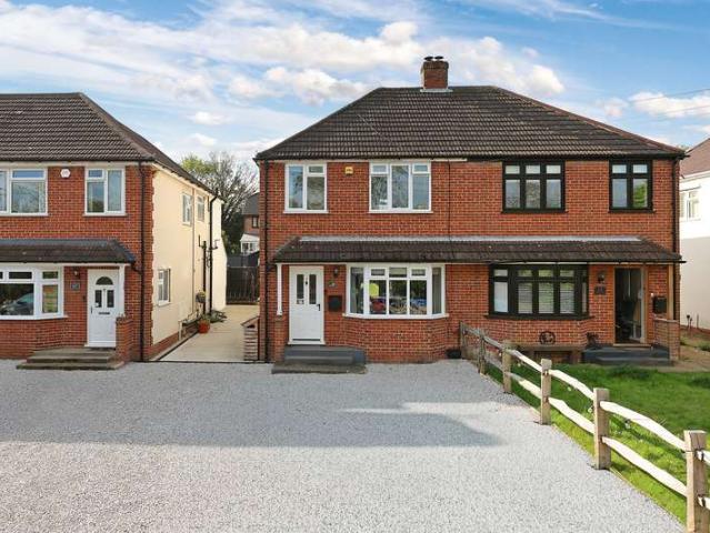 House for sale in Pachesham Park, Surrey