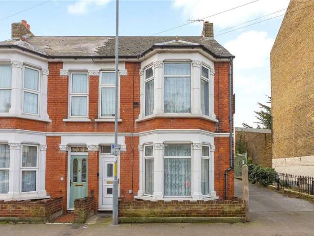 House for sale in Cliftonville West, Acol