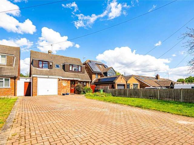House for sale in Tilsworth, Bedfordshire
