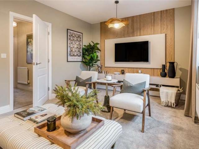 House for sale in Bray Wick, Maidenhead
