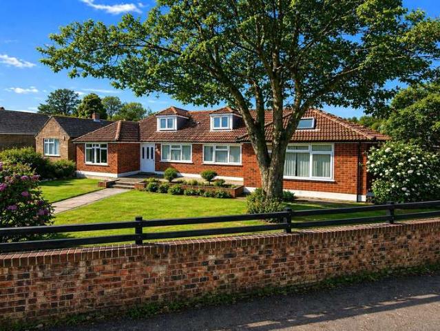 House for sale in Elstead, Waverley