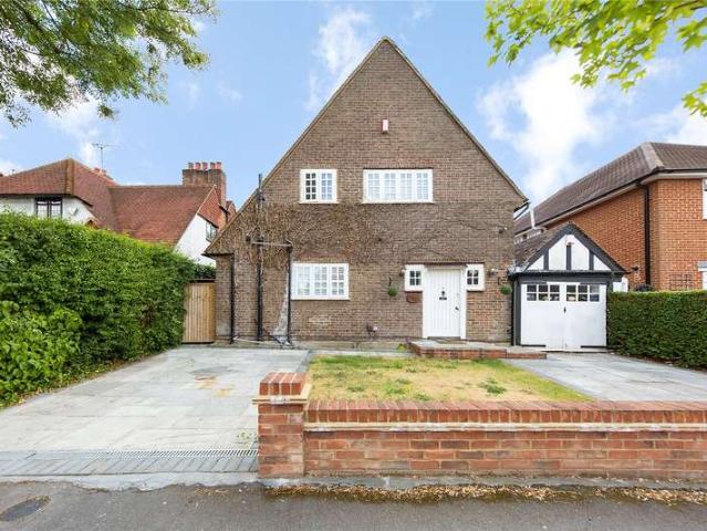 House for sale in Gidea Park, Greater London