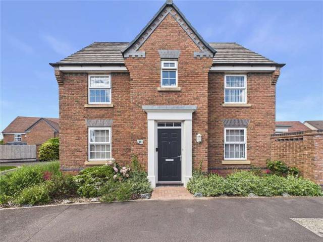 House for sale in Lyppard Grange, Worcester