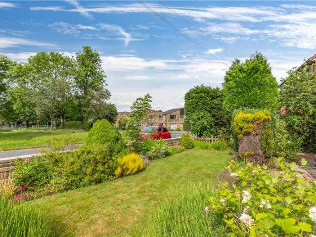 House for sale in Stocks Hill Estate, Bradford