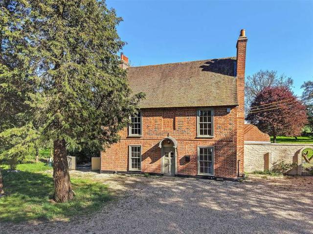 House for sale in Red Hill, Surrey