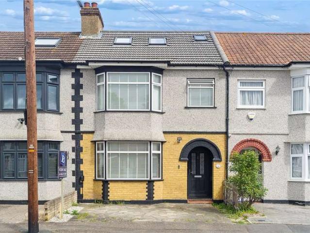 House for sale in Rush Green, Greater London