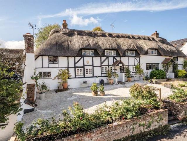 House for sale in South Warnborough, Hart