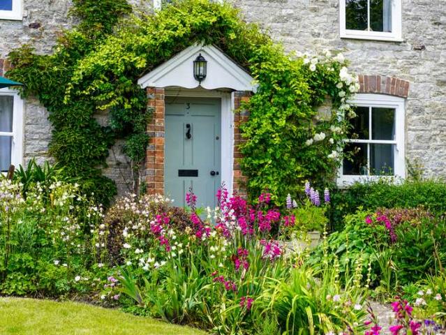 House for sale in Church Knowle