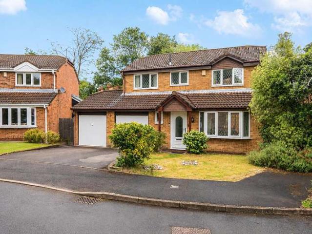 House for sale in Hedge End, Helford