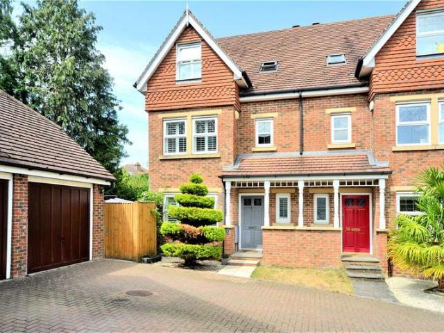 House for sale in Red Hill, Surrey