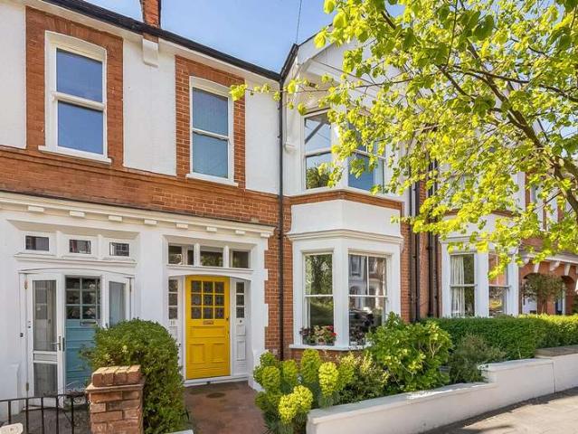 House for sale in Herne Hill, Greater London