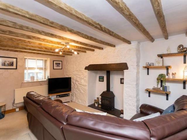 House for sale in Cilfodan, Bethesda