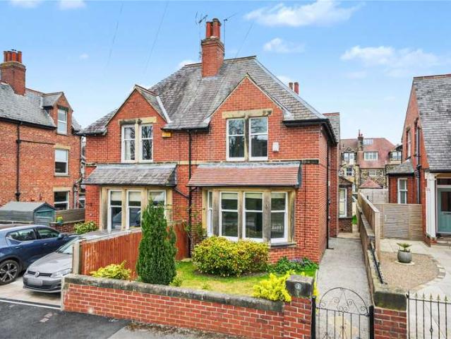 House for sale in Oatlands, Harrogate
