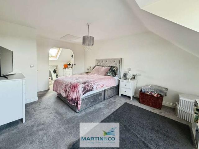 House for sale in Costhorpe, East Midlands