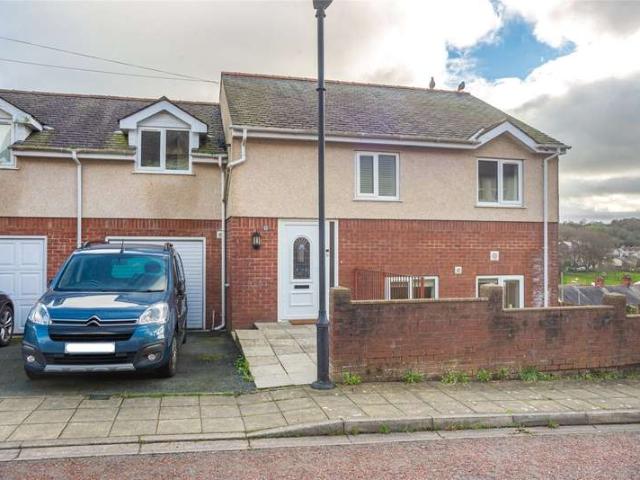 House for sale in Bangor, Wales