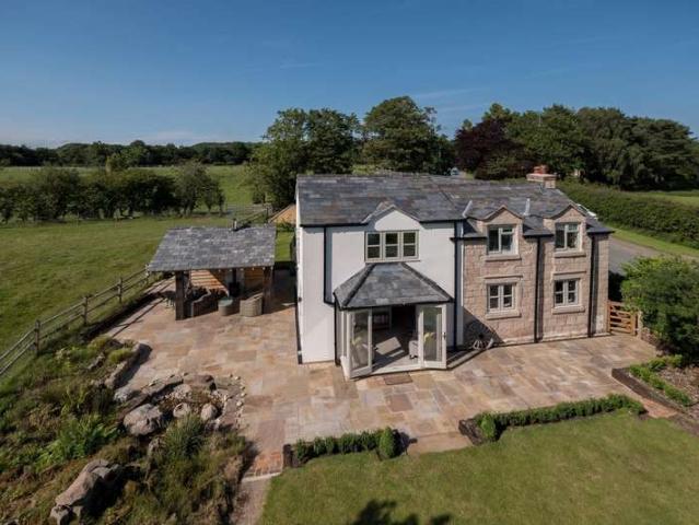 House for sale in Mouldsworth, Cheshire
