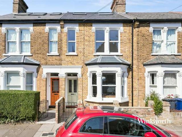 House for sale in High Barnet, Greater London