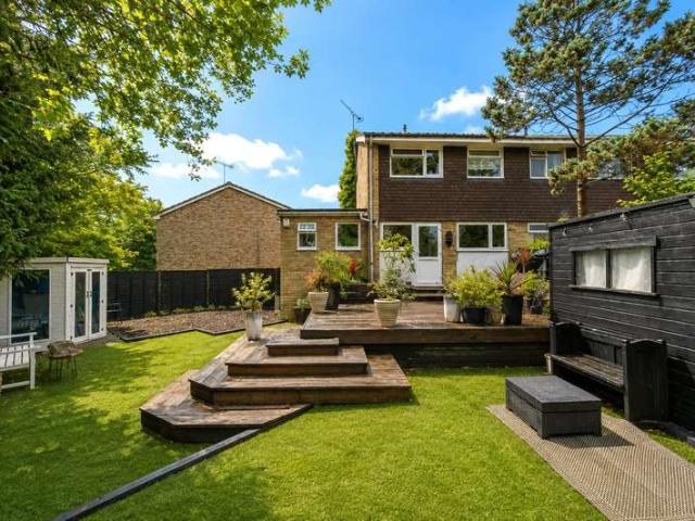 House for sale in Hale, Waverley