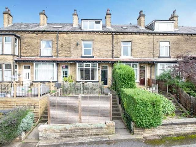 House for sale in Priestthorpe, Bradford