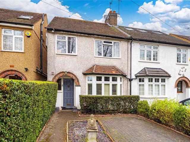 House for sale in Bushey Heath, Hertsmere