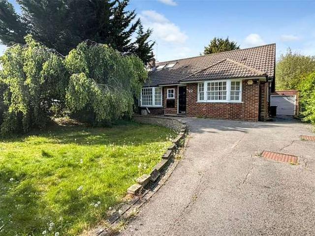 House for sale in Hadley Wood, Greater London