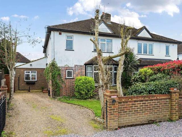 House for sale in Lower Halliford, Surrey