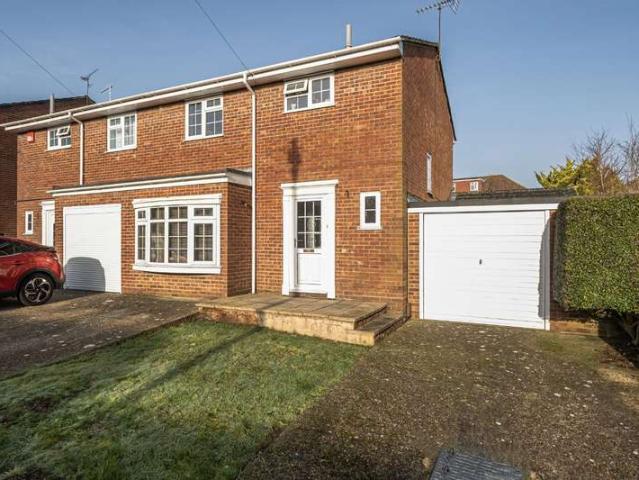 House for sale in Spring Vale, Hampshire