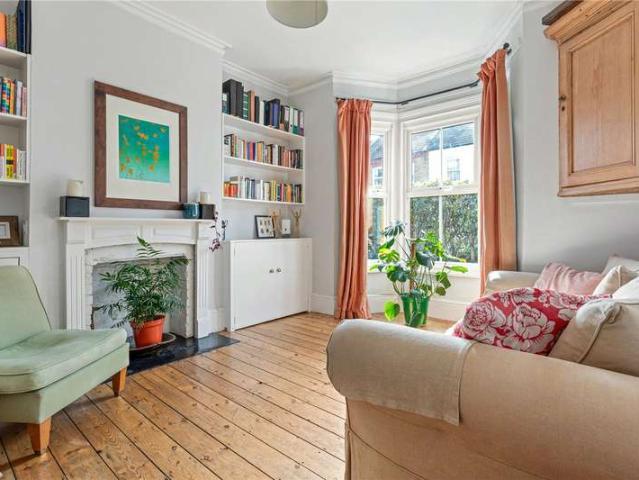House for sale in Furzedown, Greater London
