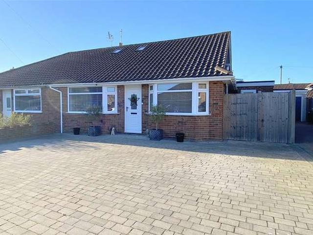 Bungalow for sale in Fishersgate, West Sussex
