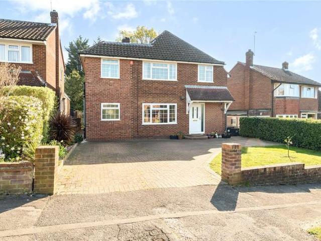 House for sale in Swallow, Buckinghamshire
