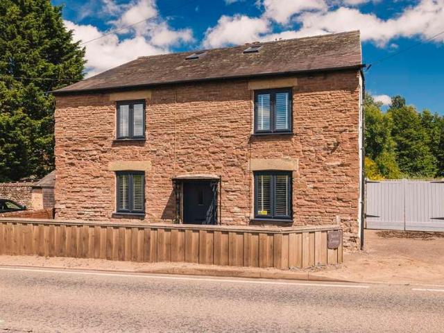 House for sale in Weston Under Penyard
