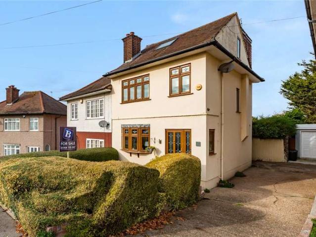 House for sale in Romford, Havering