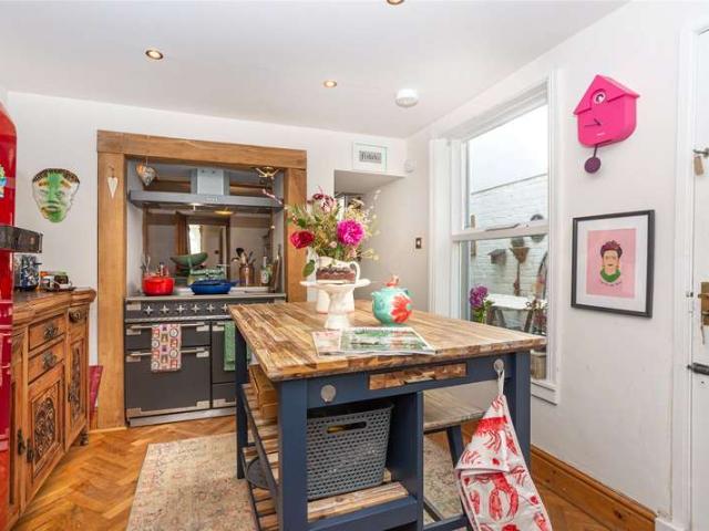 House for sale in Criccieth
