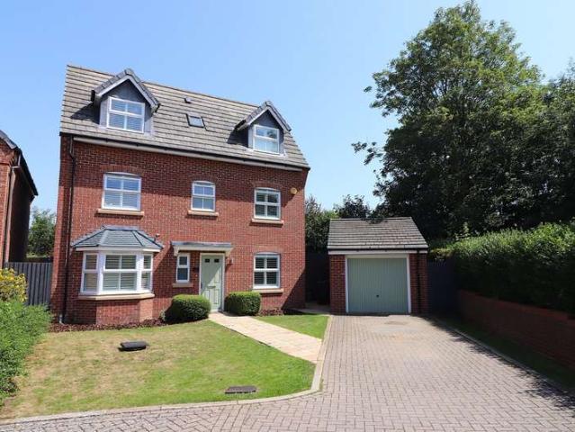 House for sale in Fishers Green, Shephall
