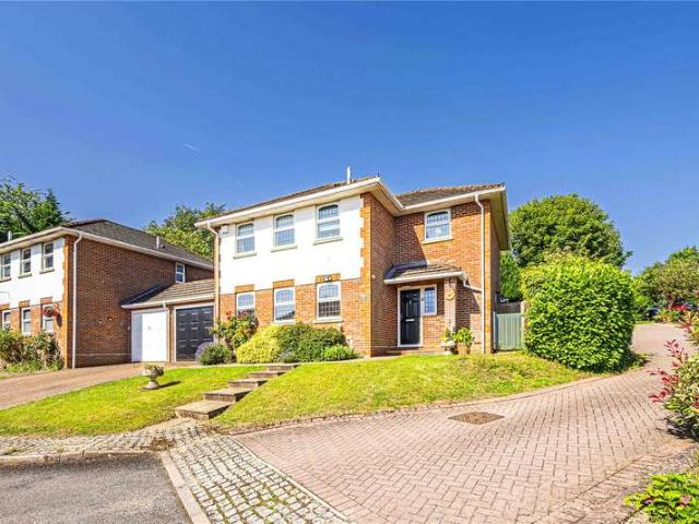 House for sale in Pouchen End, Hertfordshire