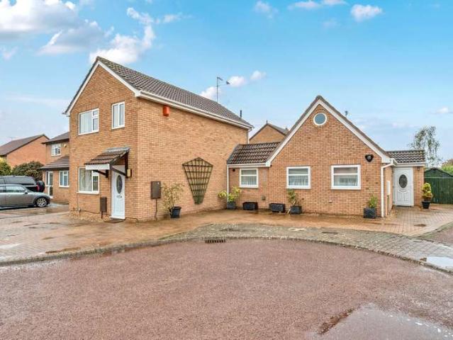 House for sale in Golden Valley, Gloucestershire