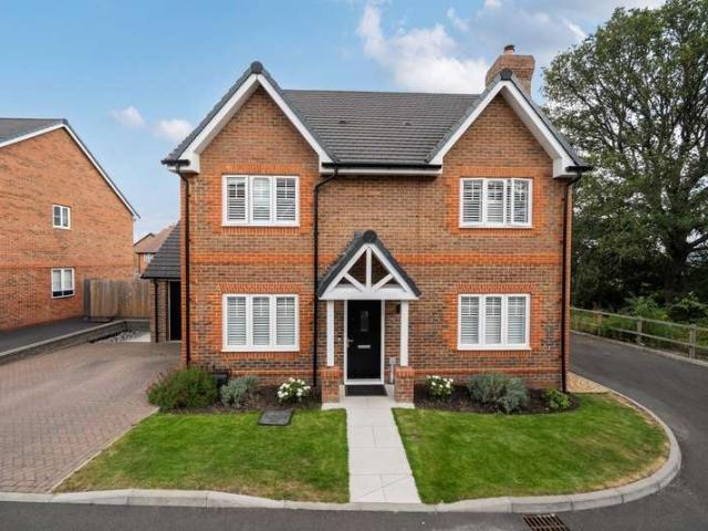House for sale in Upper Hale, Fole